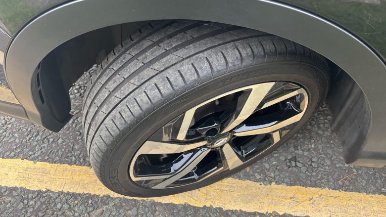 Nissan Qashqai 1.3 DiG-T Tekna 5dr Petrol Hatchback